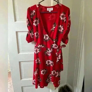 floral red sundress wrap‎ around with puffy sleeves size large
